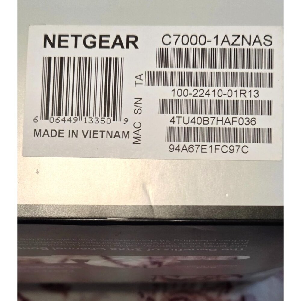 NETGEAR Nighthawk AC1900 DOCSIS 3.0 Cable Modem Router (C7000-1AZNAS) - Picture 8 of 9